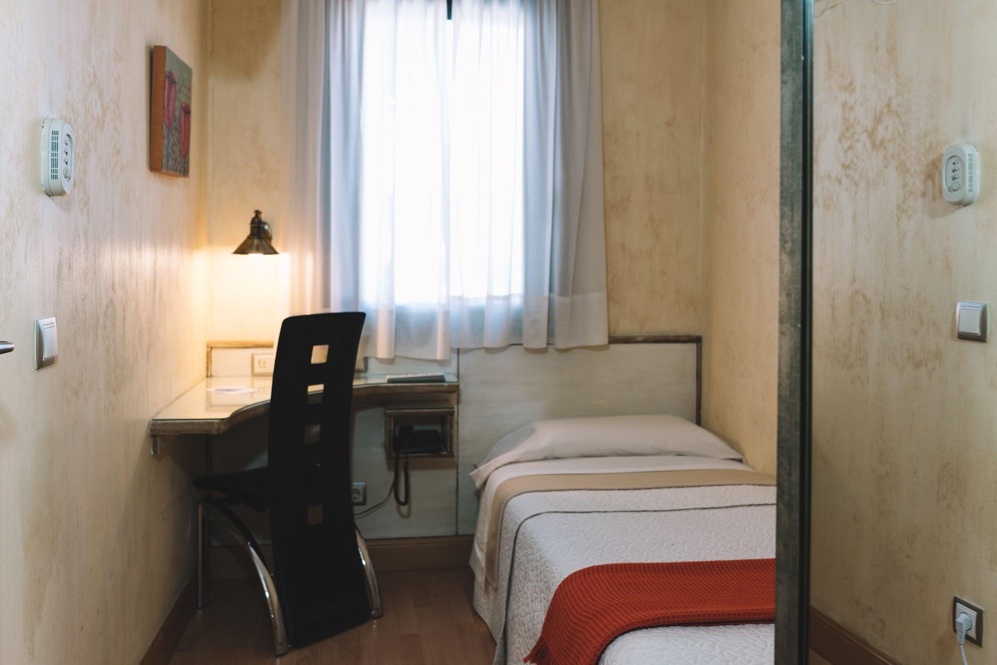 Hotel Castillo De Javier ปัมโปลนา ภายนอก รูปภาพ